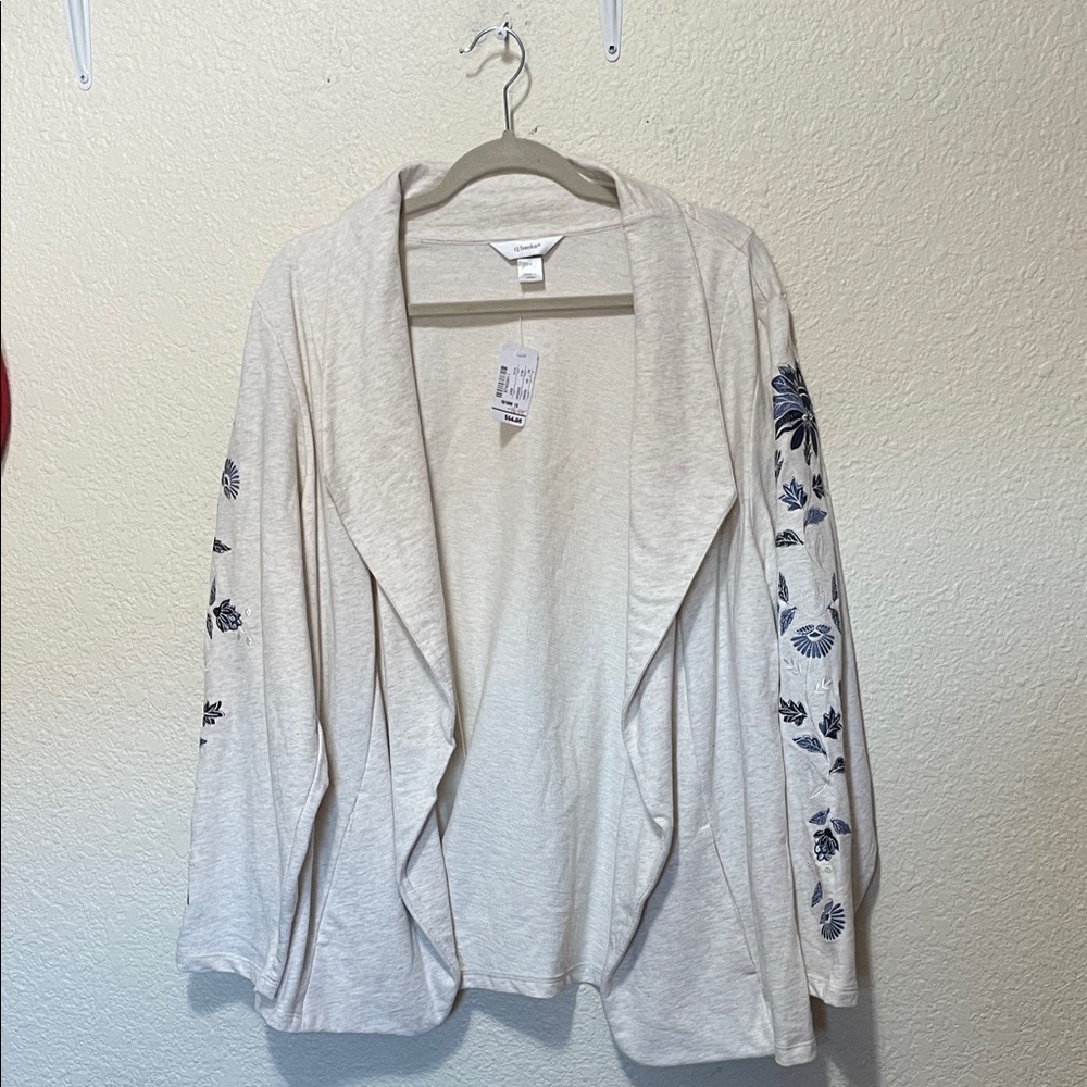 CJ Banks Women's Cream Cardigan With Floral Details On Sleeves. NWT. Size 1X.
